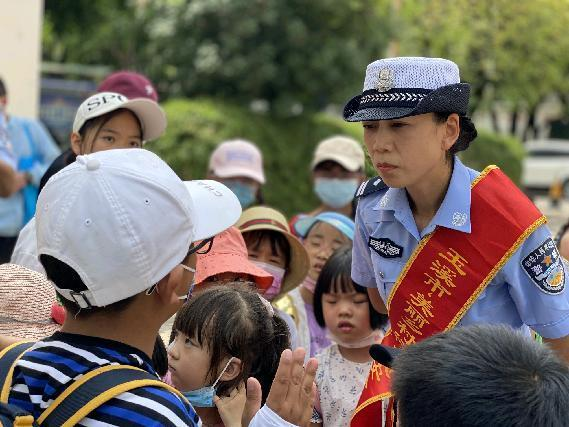  玉溪研学小记者走进玉溪市交警支队直属大队 